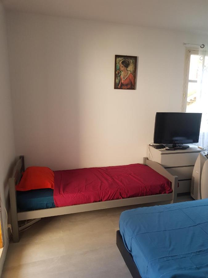 Studio Pour 3 Personnes Au Calme Dans Villa Nice Luaran gambar